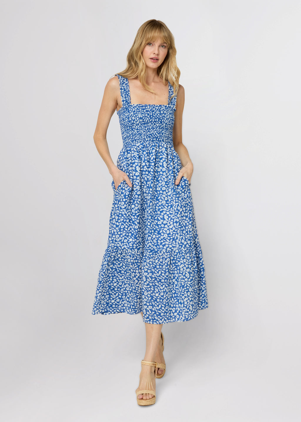 blue tea dress midi The Smocked Ruffle Tank – The Standard Stitch Color:Black / red bow Button keyhole back Steph Mini Dress HALSTON HERITAGE .. satin