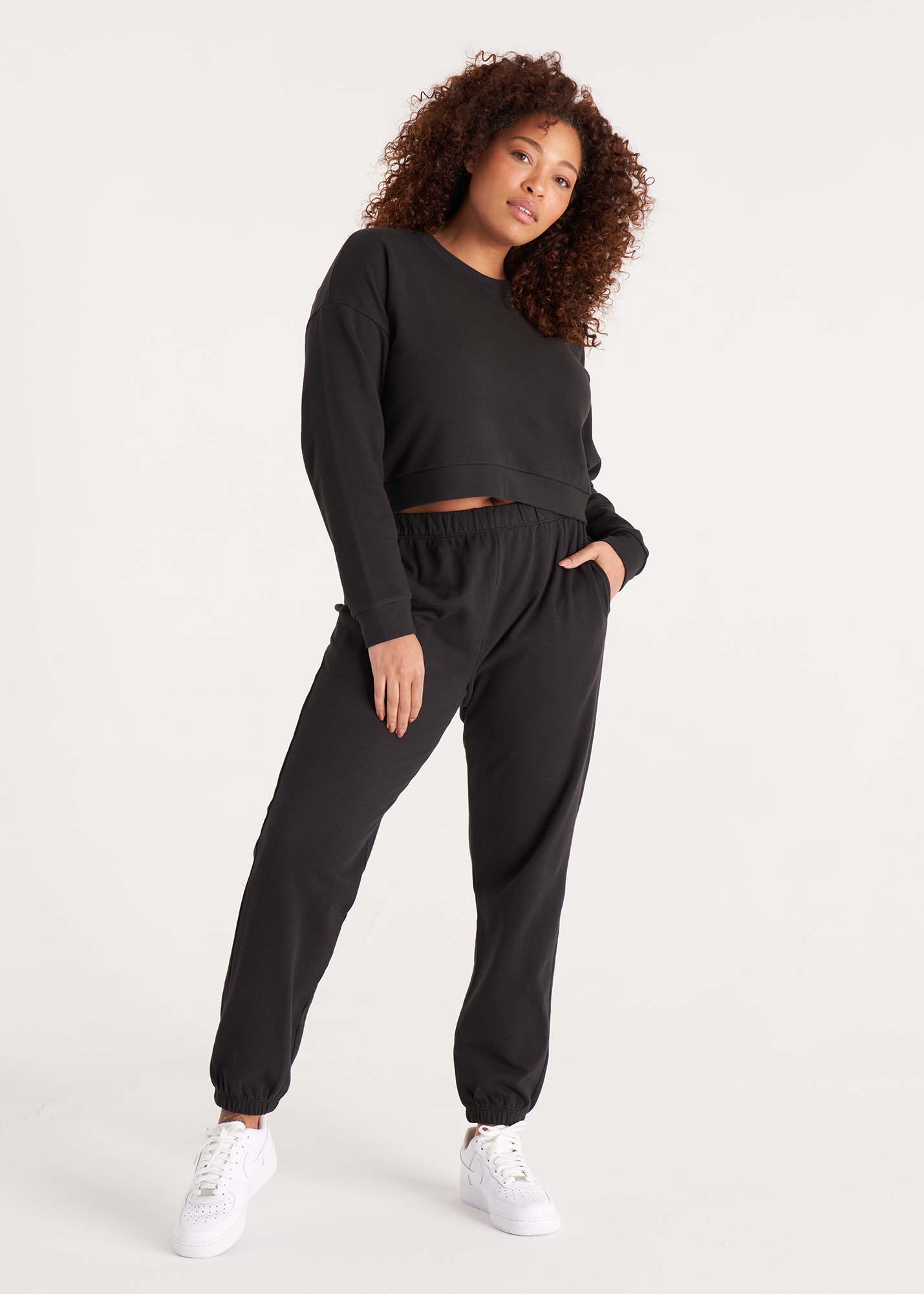 Sweatpants + Joggers – The Standard Stitch